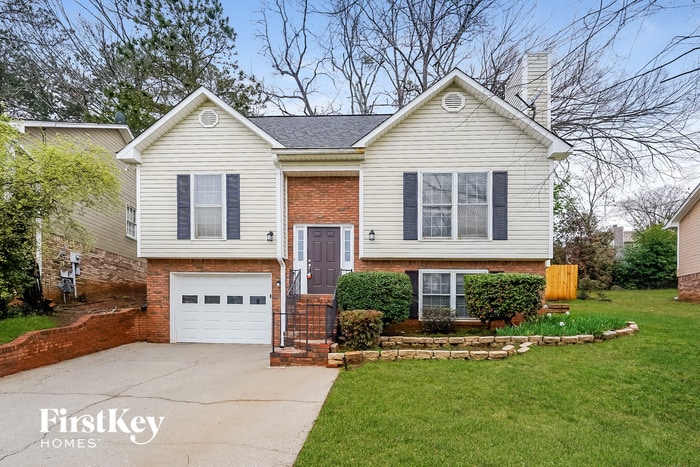 Primary Photo - 2212 Williamsburg Dr