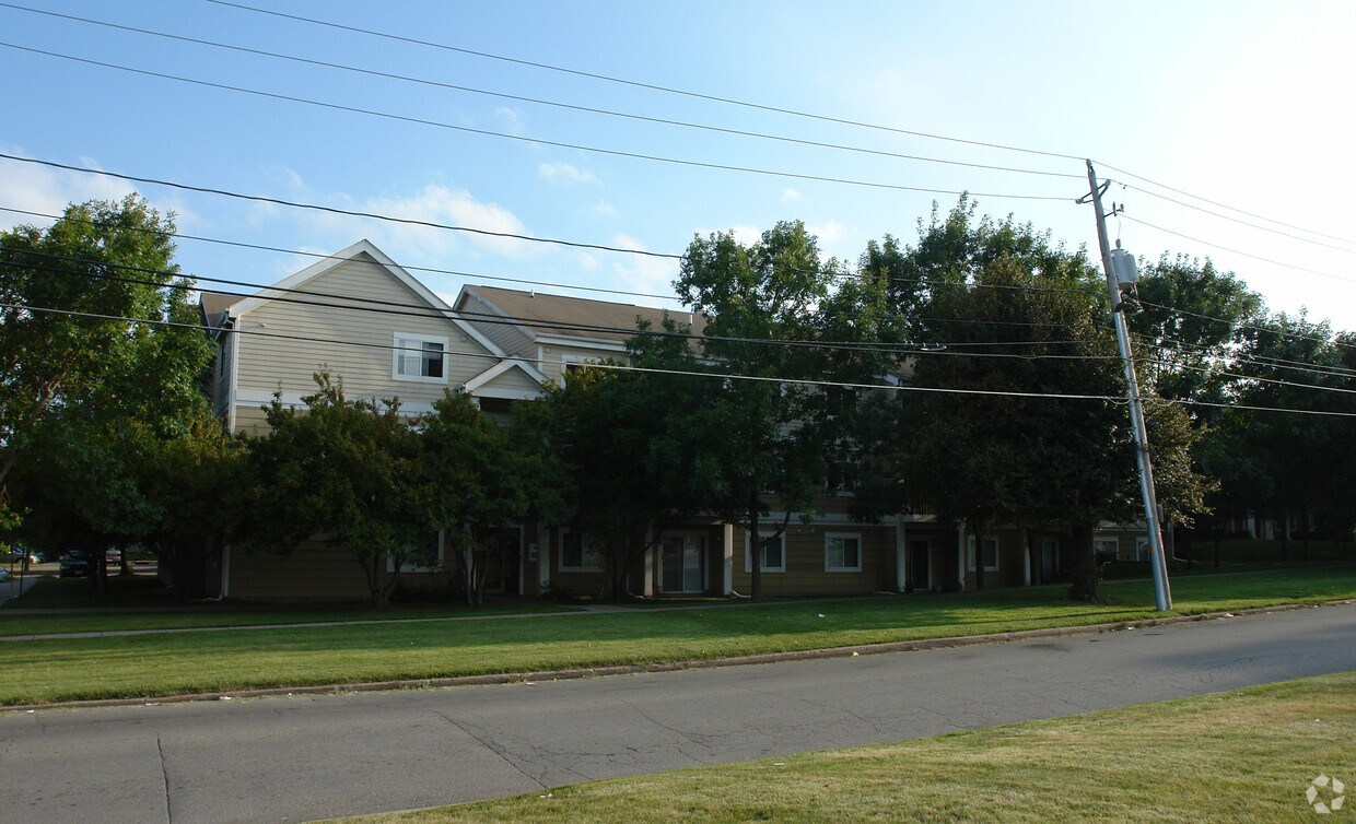 Primary Photo - Des Moines Street Village