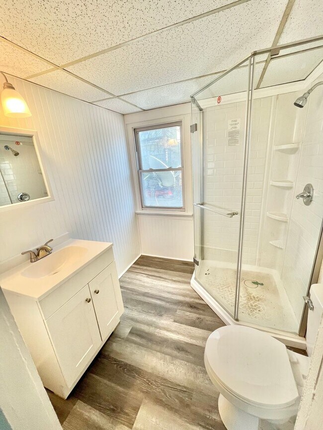 Foto del edificio - May 2026 Move In — 2 bedroom Single Family...