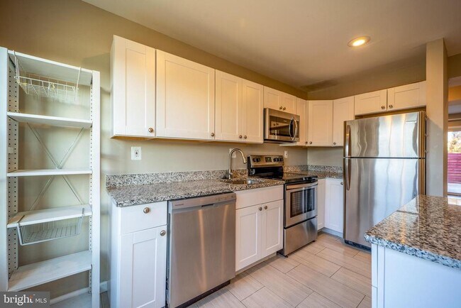 Foto del edificio - 1412 Cottonwood Ct