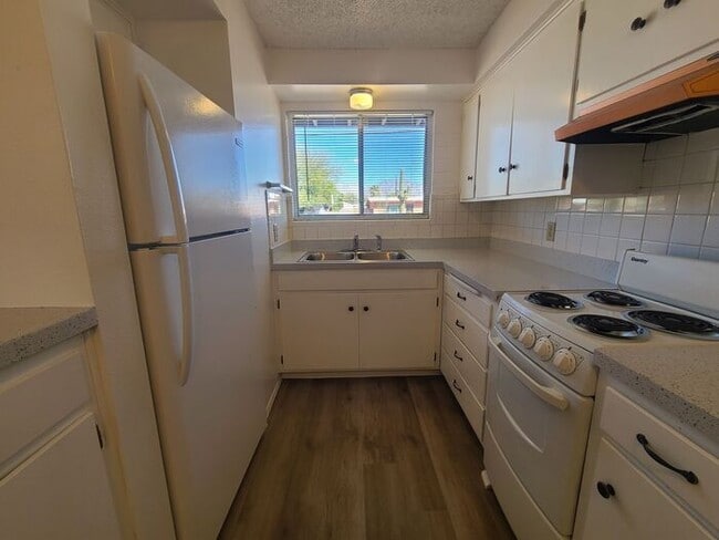 Building Photo - Charming 1 bedroom 1 bathroom