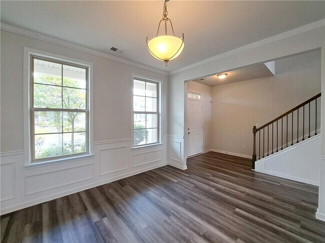 Foto del edificio - 3329 Long Creek Dr