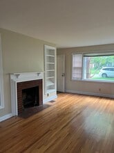 Building Photo - 1368 Doten Ave