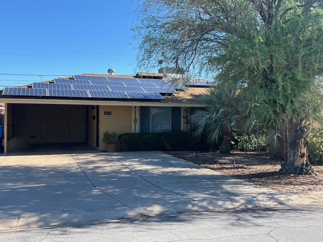 Foto del edificio - 402 E Las Palmaritas Dr