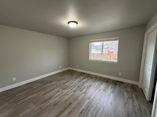 Foto del edificio - 1331 Lynn Ave