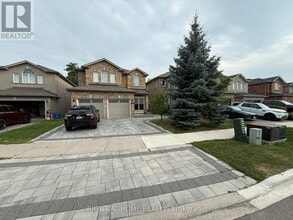 Building Photo - 57 Bayswater Ave
