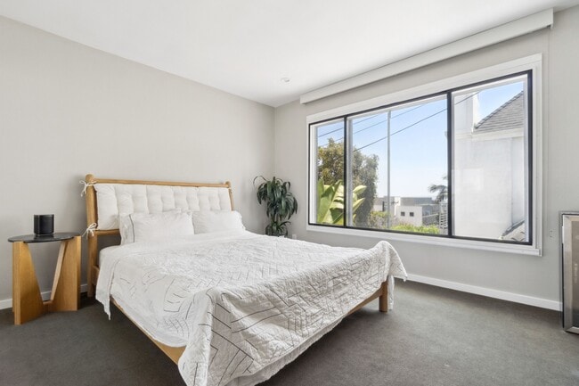 Foto del edificio - 1145 Larrabee St