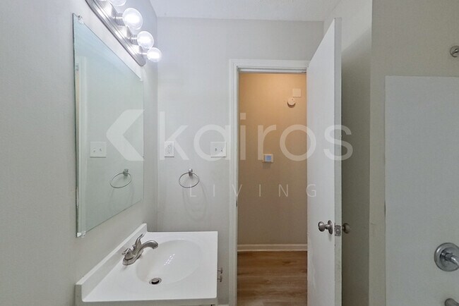 Foto del edificio - 1117 Moonglow Cir