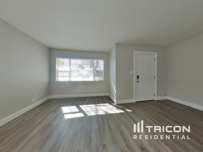 Foto del edificio - 904 Bidwell St