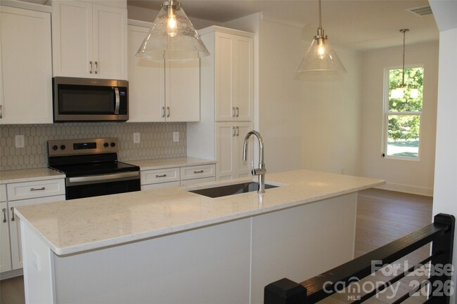 Building Photo - 1340 Hamilton St