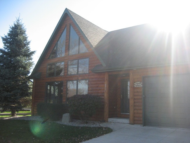 FRONT views of fox river - 897 Coolidge Ave