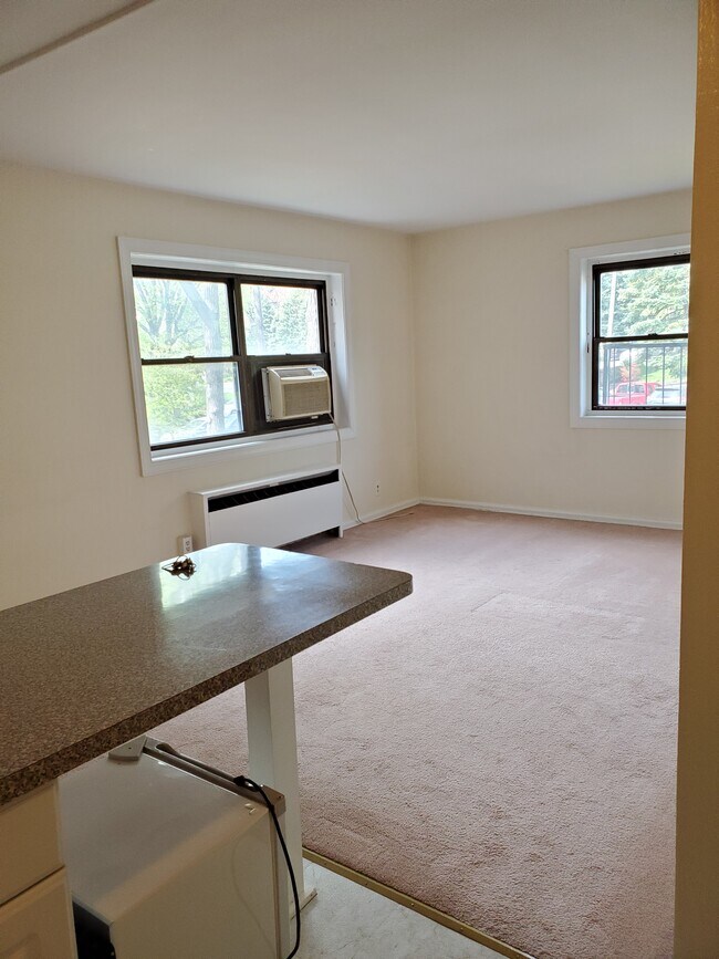 Foto del edificio - 3030 Edwin Ave