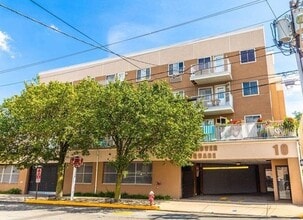 Building Photo - 10 Palisade Ave