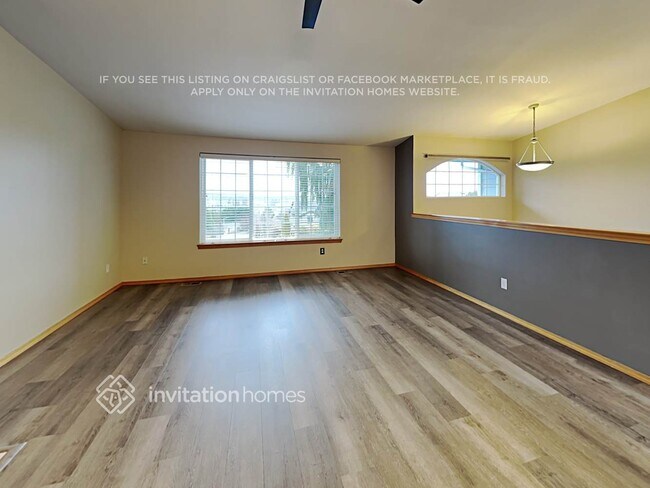 Foto del edificio - 17617 Upland Dr