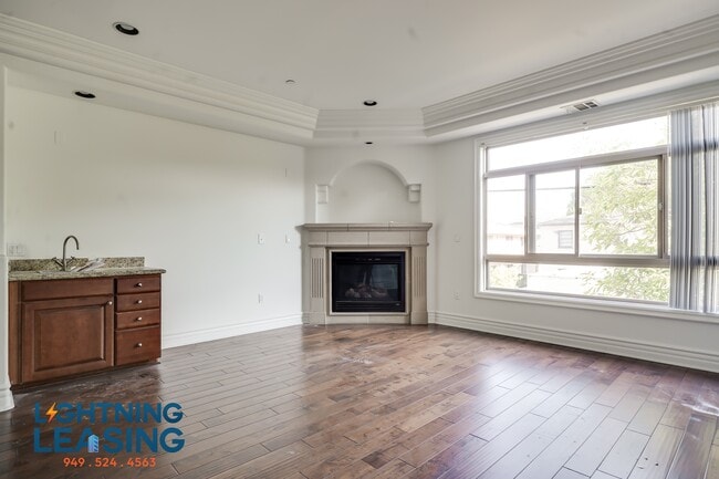 Foto del edificio - 10641 Woodbridge St