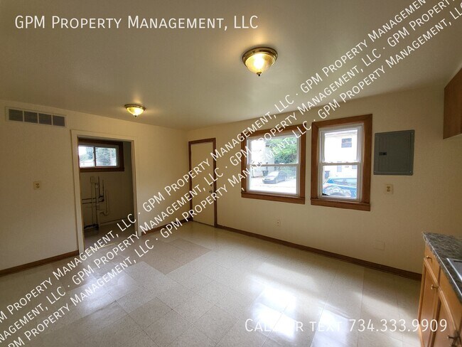Foto del edificio - 34124 Decatur Ct