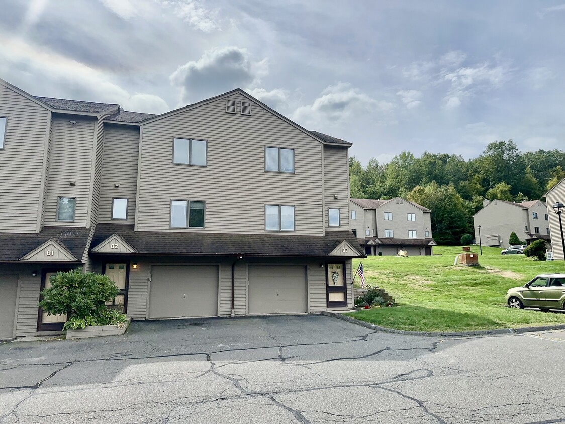 Foto principal - 489 Wolcott St