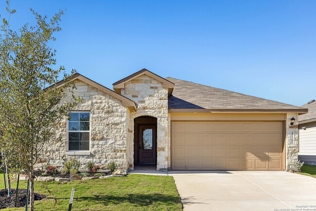 Photo - 21281 Millstream Bend House