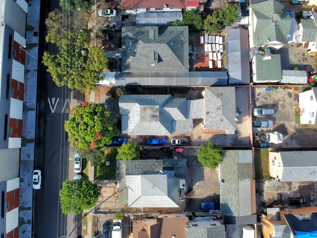 Aerial Photo - 237 E 31st St