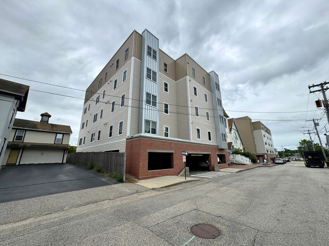 Foto del edificio - 16 Cutts Ave.