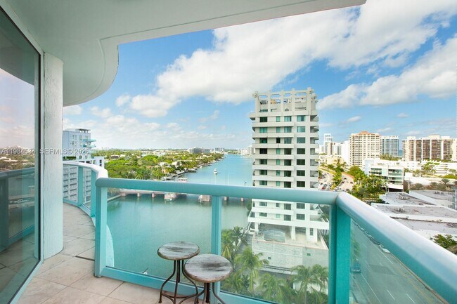 Foto del edificio - 6000 Indian Creek Dr