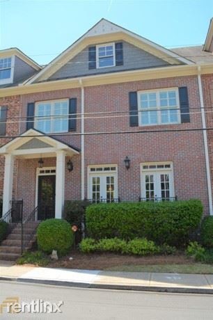 Primary Photo - 3 br, 2 bath House - 123 Radium St