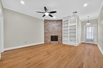 Building Photo - 4426 Basswood Ln