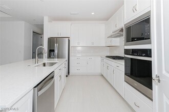 Building Photo - 1954 Fresno Ave