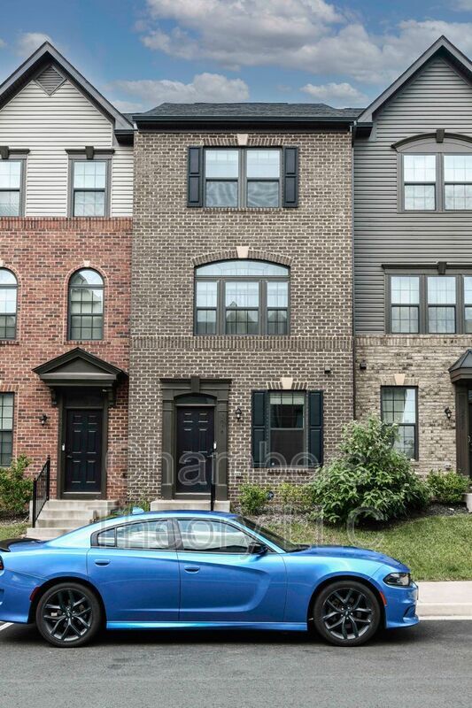 Foto del edificio - 2634 Velocity Rd
