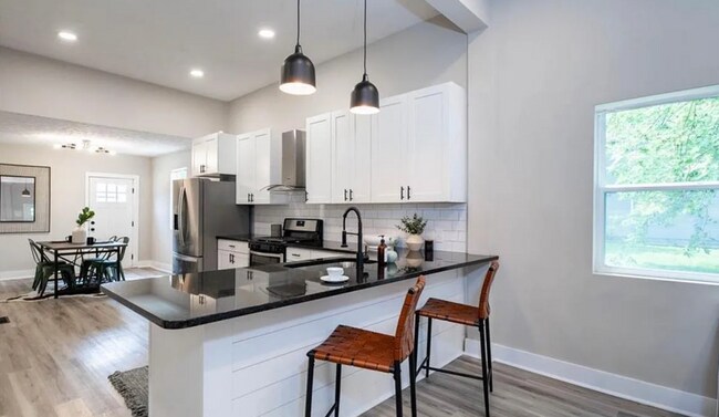 Foto del edificio - 1641 Carrollton Ave