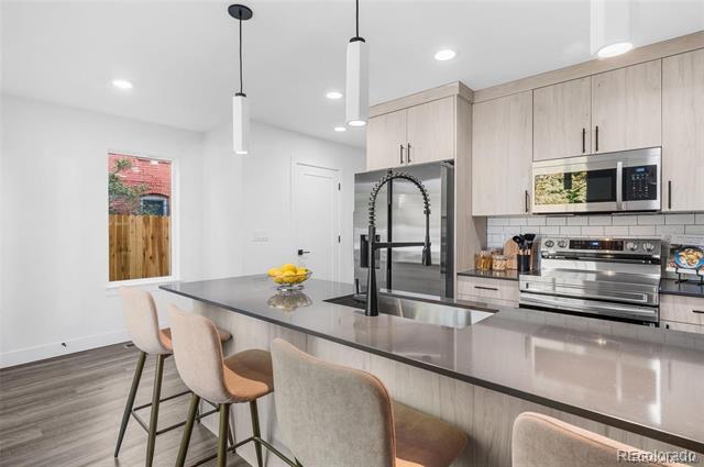 Foto del edificio - 1574 Gilpin St