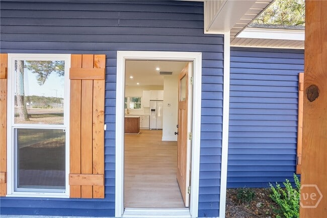 Foto del edificio - 309 Honey Ridge Rd