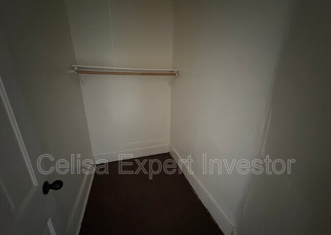 Foto del edificio - 436 W Williams St