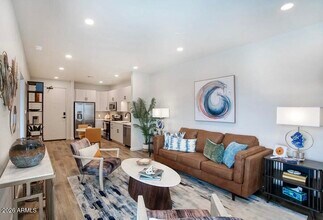 Building Photo - 9449 N 90th St