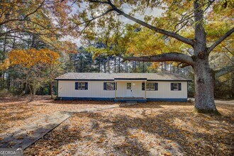 Building Photo - 201 Oglesby Bridge Rd SE