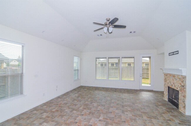 Foto del edificio - 15207 Keystone Bend Ln
