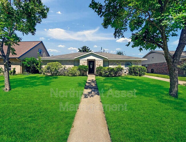 Foto del edificio - 11922 Monticeto Ln