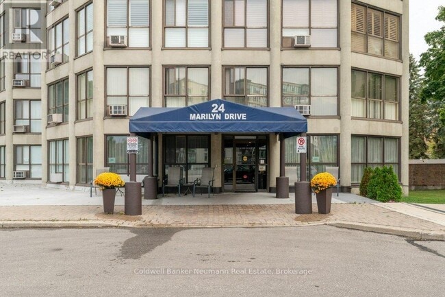 Photo du bâtiment - 24 Marilyn Dr