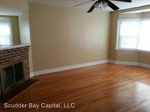 Building Photo - 48 Elm St