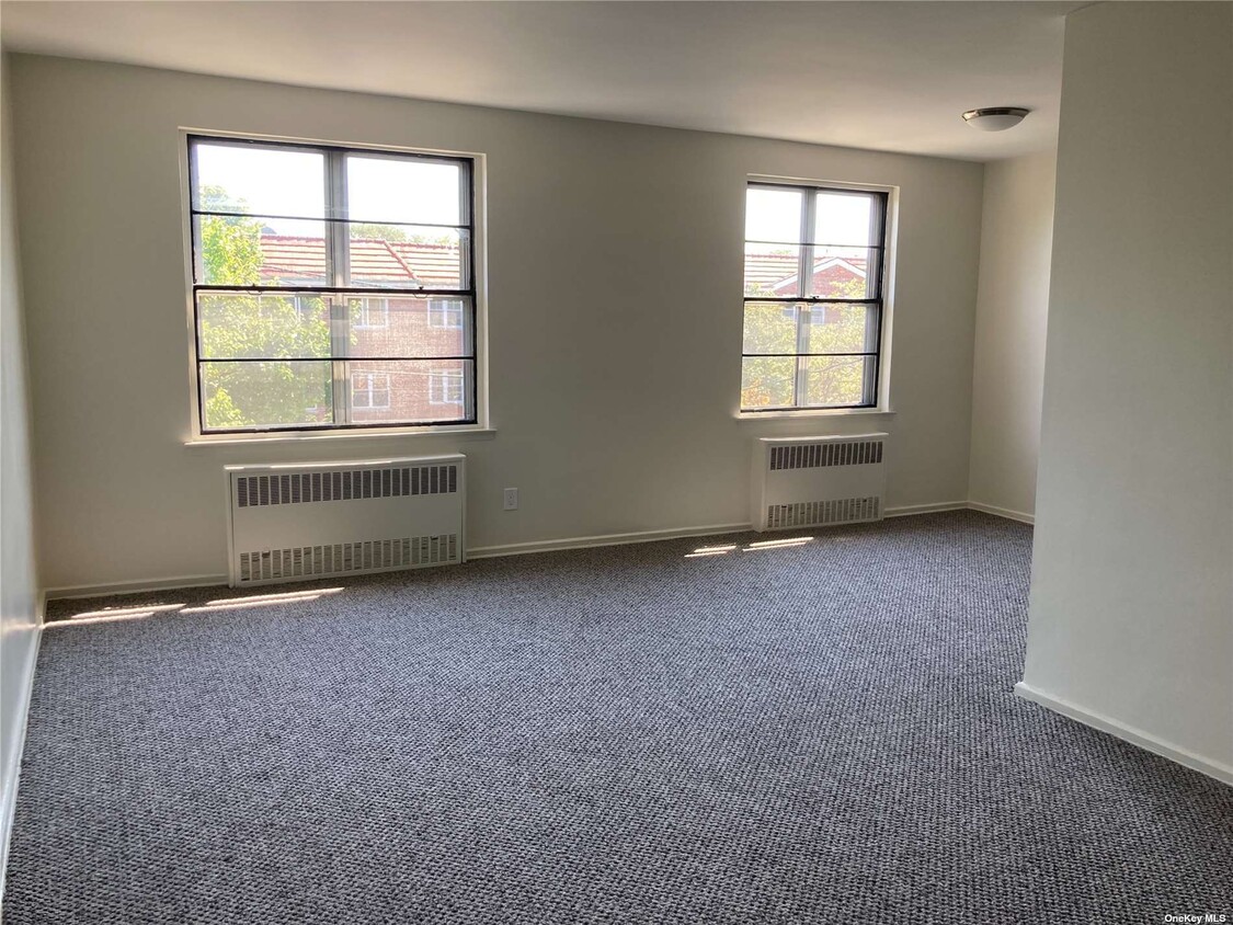 Primary Photo - 32-28 74th Street