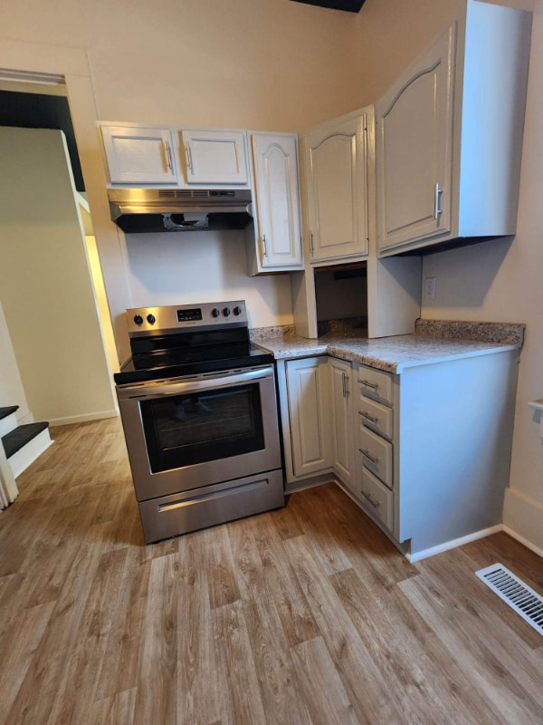 Foto del edificio - 21 Rose Ave