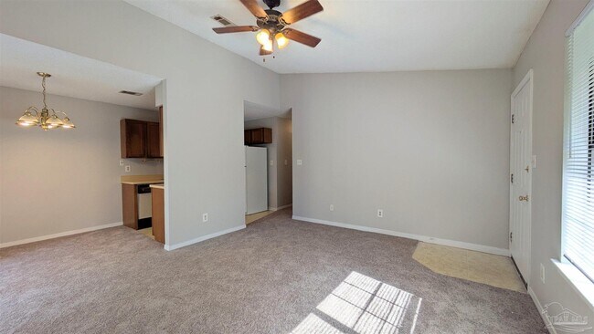 Foto del edificio - 9345 Chisholm Rd