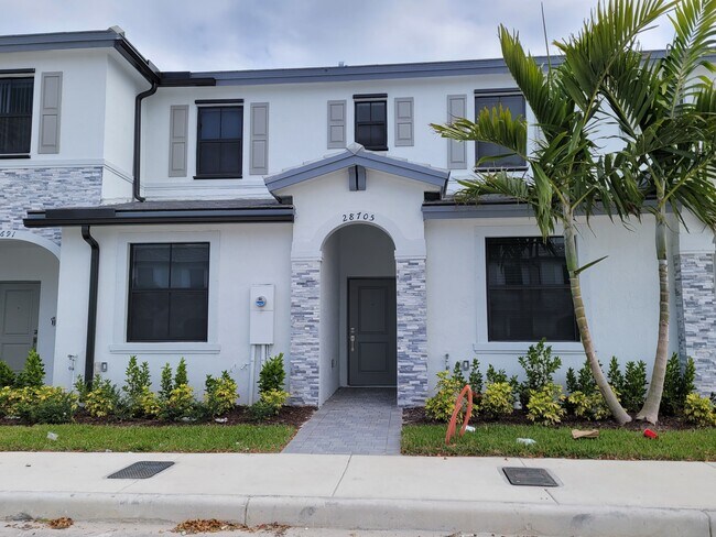 Foto del edificio - 28705 SW 132nd Ct