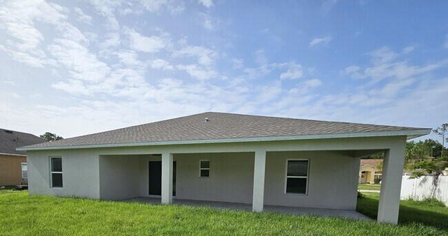 Building Photo - NEW CONSTRUCTION 4/2 home in Palm Coast