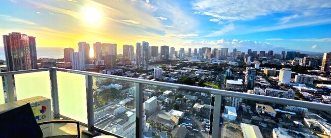 Foto del edificio - 1515 Liona St