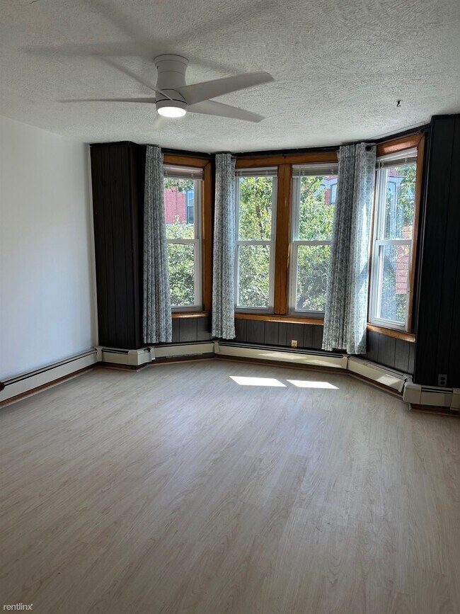 Foto del edificio - 4 br, 1 bath Duplex - 53 Bow Street 2