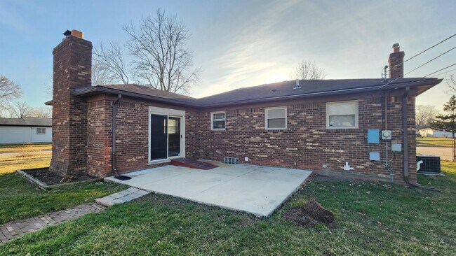 Building Photo - 7510 Cardwell St