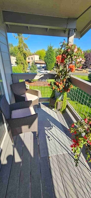 Foto del edificio - 1388 Bayview Ct