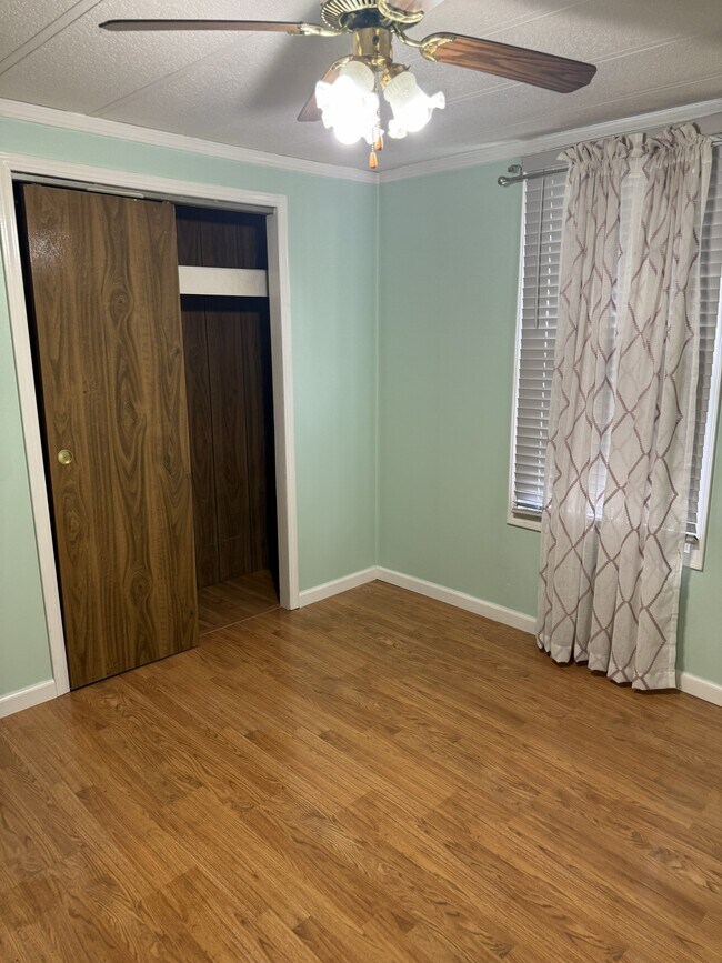 Foto del edificio - 225 Daniel St