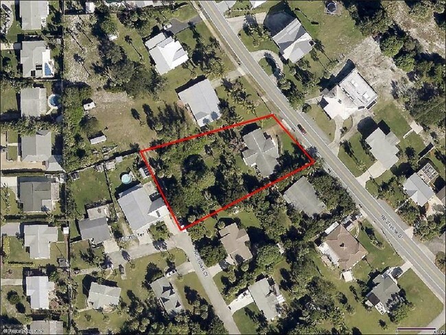 Building Photo - 3556 NE Skyline Dr